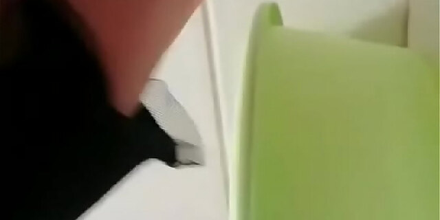 pissing,wife